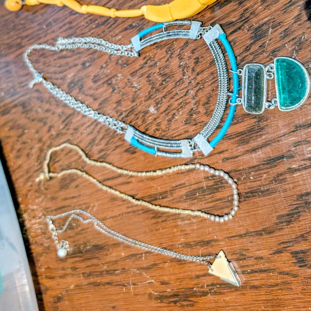 Lot Of 5 Noonday Necklaces 50$